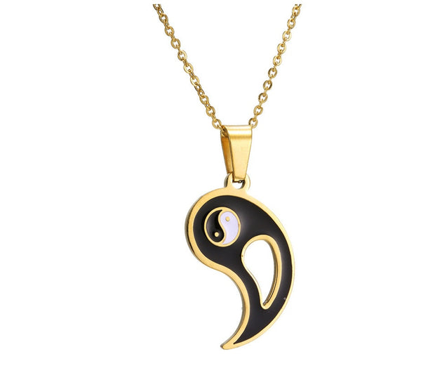 Detachable couple necklace