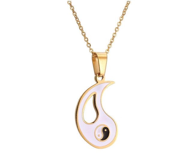 Detachable couple necklace